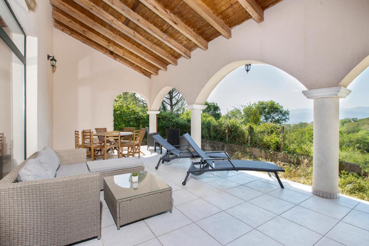 Villa Forest Котор Экстерьер фото